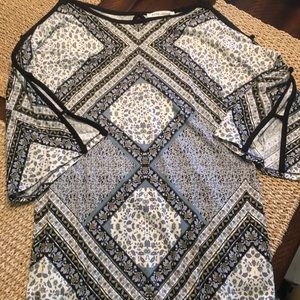 Rose and olive silky top